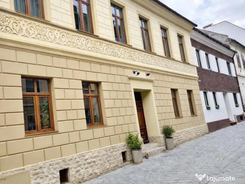 Refugiu urban lux, apartament spectaculos pe aleea pietonala 