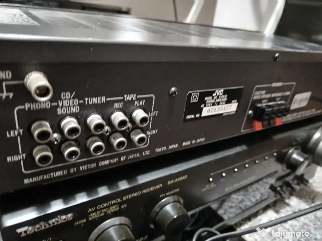 Amplificator și tuner JVC 