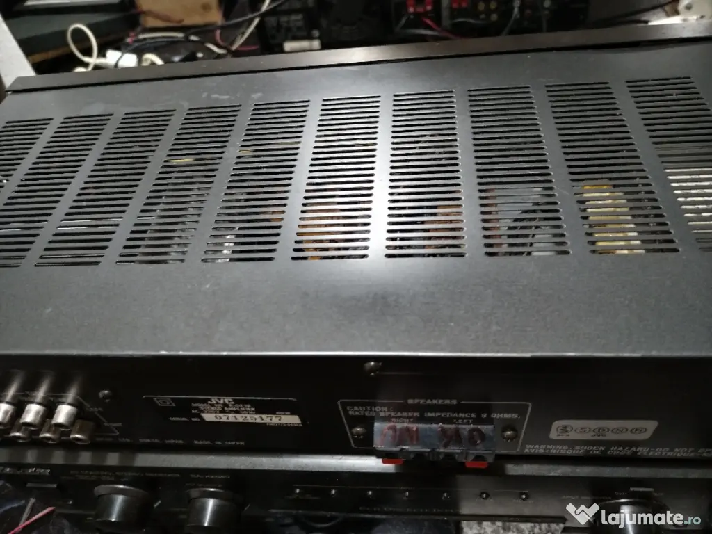 Amplificator și tuner JVC 