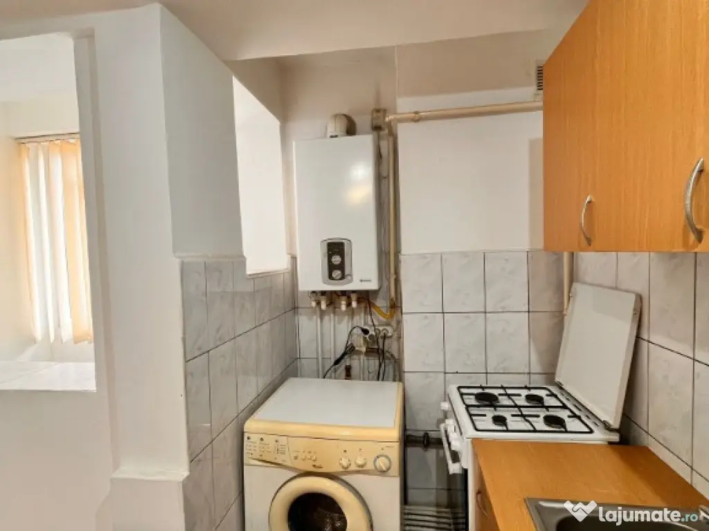 Garsoniera,etaj intermediar,Tudor Vladimirescu-Iulius Mall 