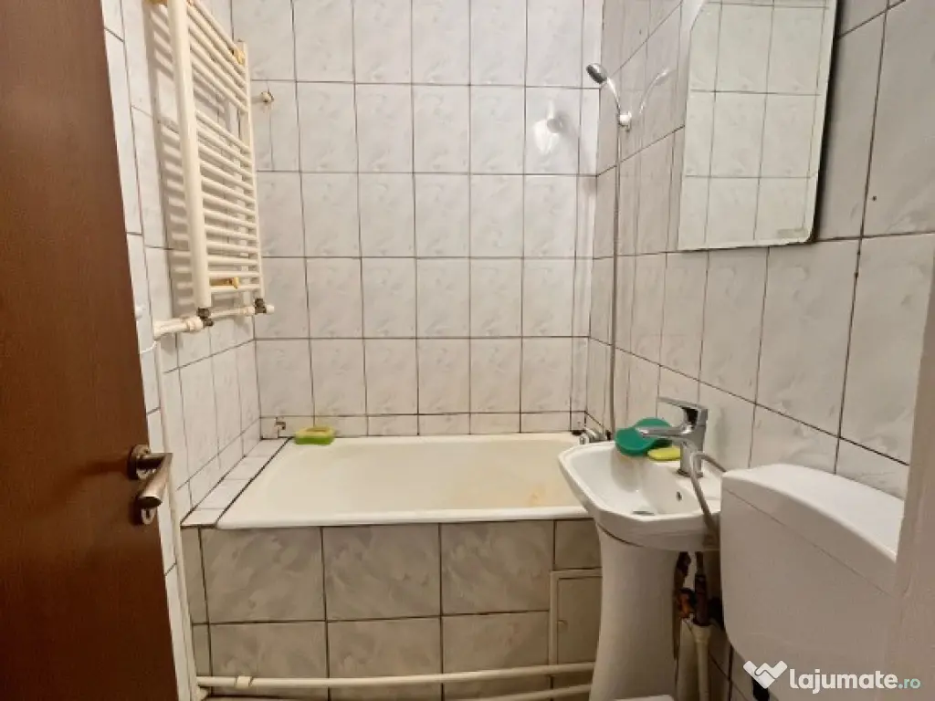 Garsoniera,etaj intermediar,Tudor Vladimirescu-Iulius Mall 