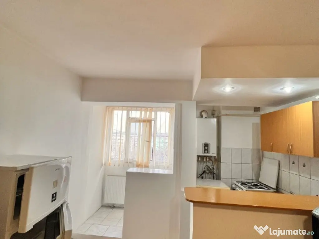 Garsoniera,etaj intermediar,Tudor Vladimirescu-Iulius Mall 