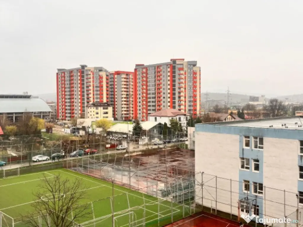 Garsoniera,etaj intermediar,Tudor Vladimirescu-Iulius Mall 