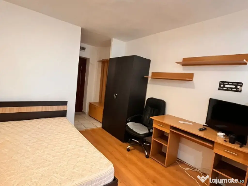 Garsoniera,etaj intermediar,Tudor Vladimirescu-Iulius Mall 