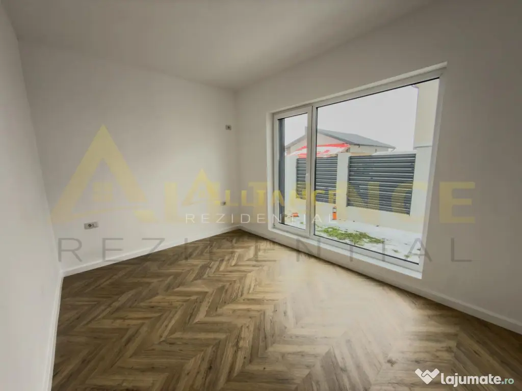 Casa Pe Parter-3 Camere-Curte 300 MP 