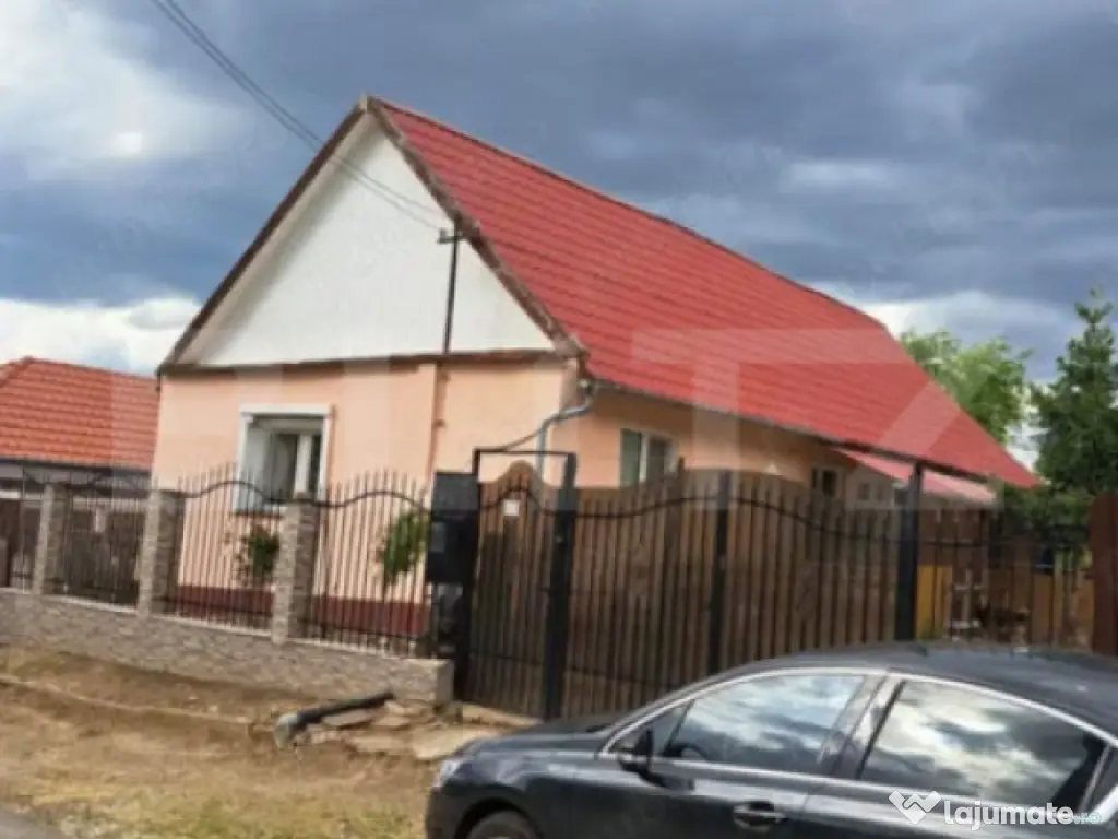 Doua case intr-o curte de 952 mp, Paleu-liniste, spatiu, po 