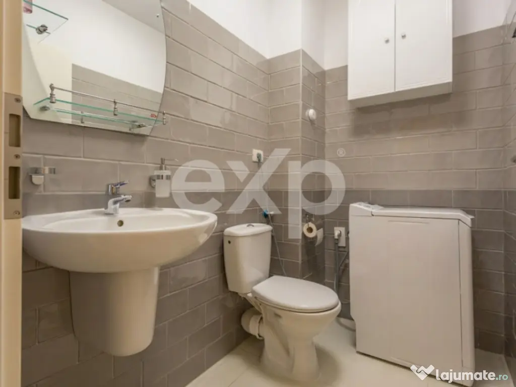 Apartament cu 3 camere si 2 bai - 500 euro - Aradului - Bloc 