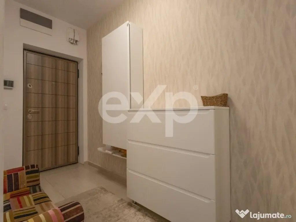 Apartament cu 3 camere si 2 bai - 500 euro - Aradului - Bloc 