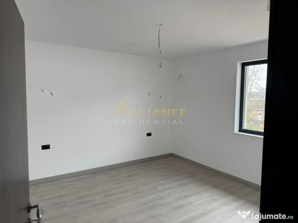 {Primarie} Vila 3 camere - 3 bai | Teren 210 mp 