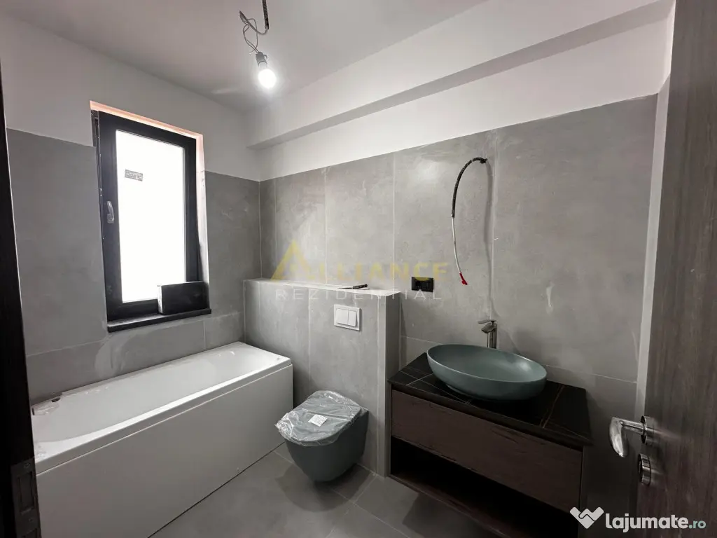 {Primarie} Vila 3 camere - 3 bai | Teren 210 mp 