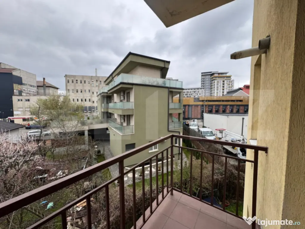 Apartament de inchiriat, 40 mp, zona Platinia 