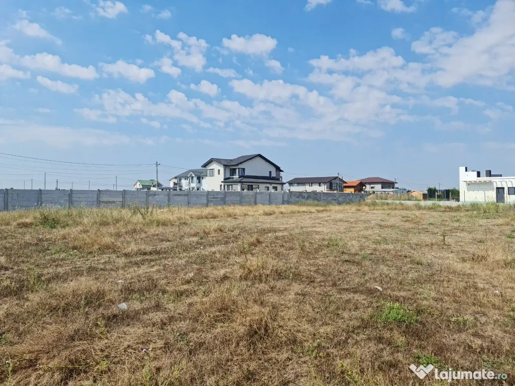 Teren de vanzare in Tuzla zona castelul de apa 