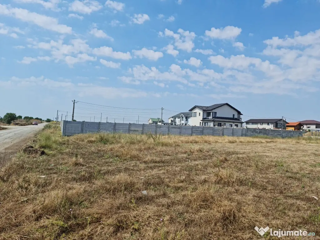 Teren de vanzare in Tuzla zona castelul de apa 