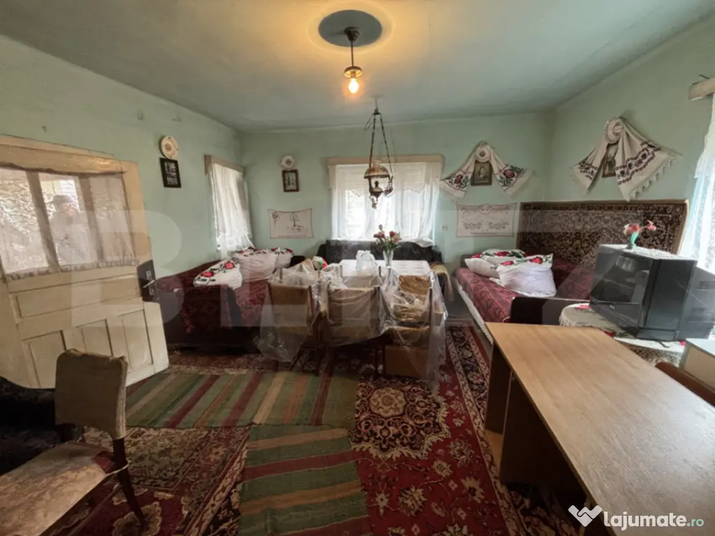 Casa de vanzare cu 3 camere 