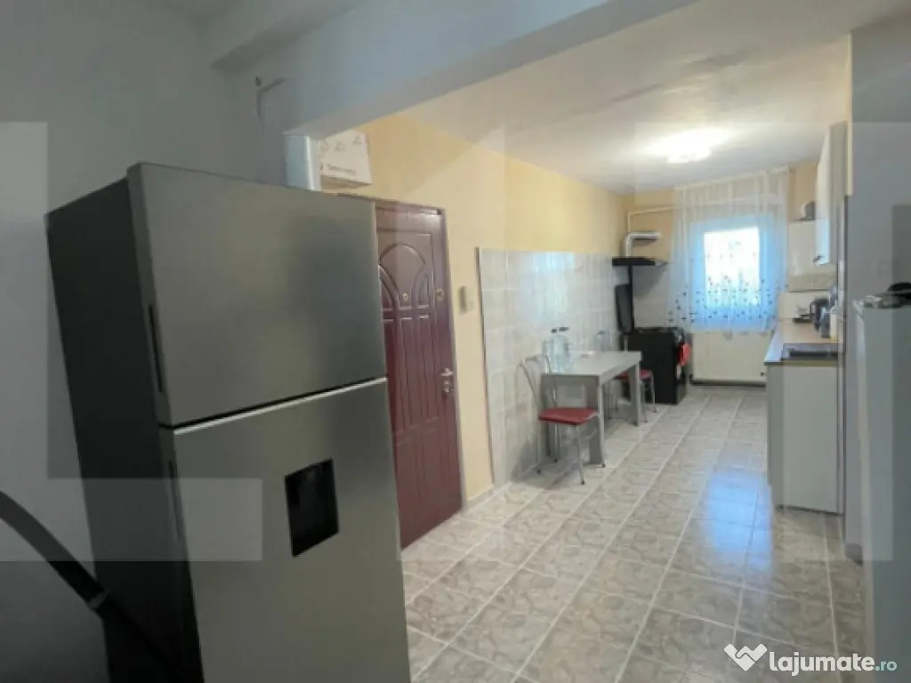 Apartament 3 camere, 62 mp, zona Lipovei