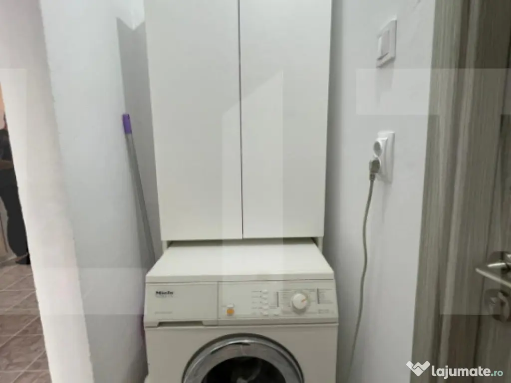 Apartament 3 camere, 62 mp, zona Lipovei