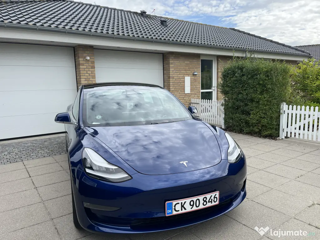 Tesla Model 3 SR+ RWD 2019