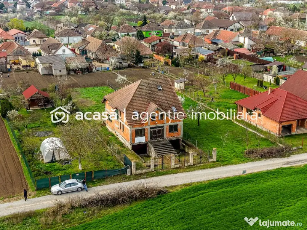 Casă 6 camere - la roșu - Zimandcuz, Arad – COMISION 0