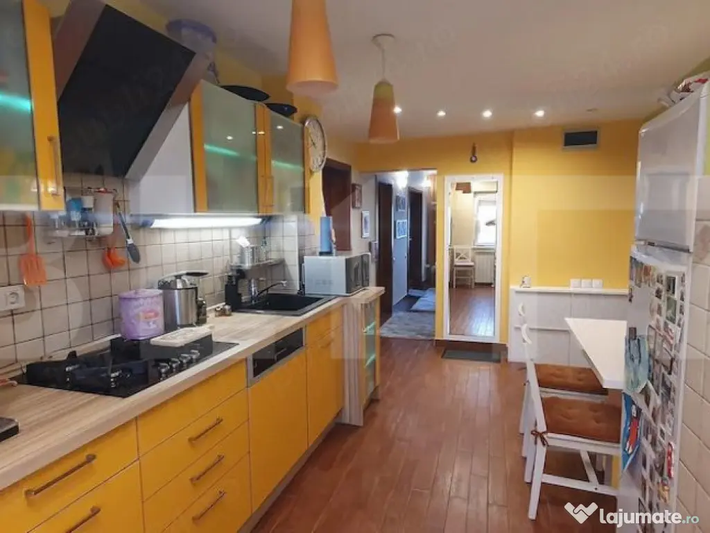 Apartament 3 camere complet utilat Girocului 