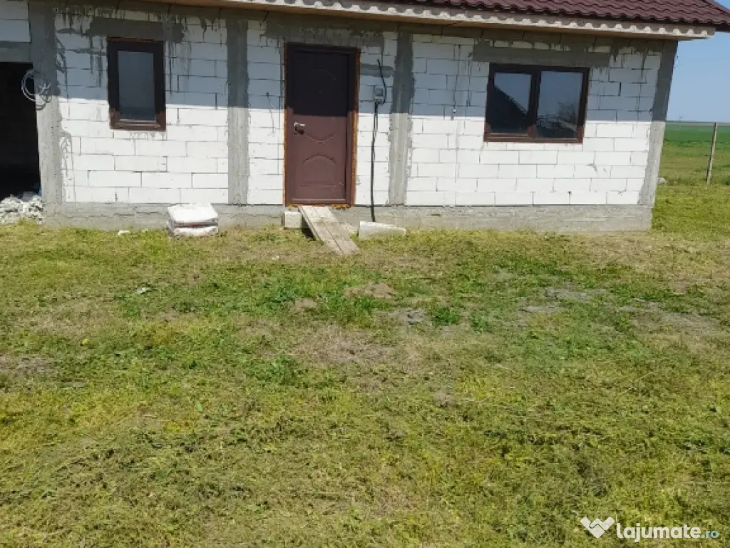 Casă + teren 1000 mp în Istria – vedere la lac sat Istria, județul Constanța 