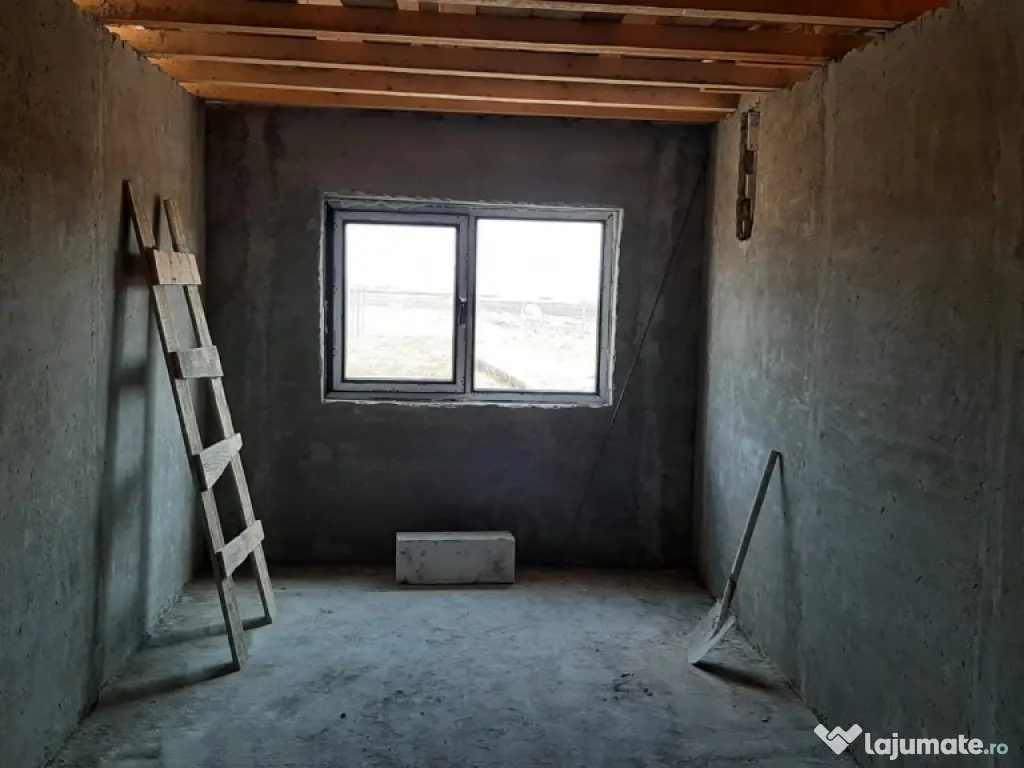 Casă + teren 1000 mp în Istria – vedere la lac sat Istria, județul Constanța 