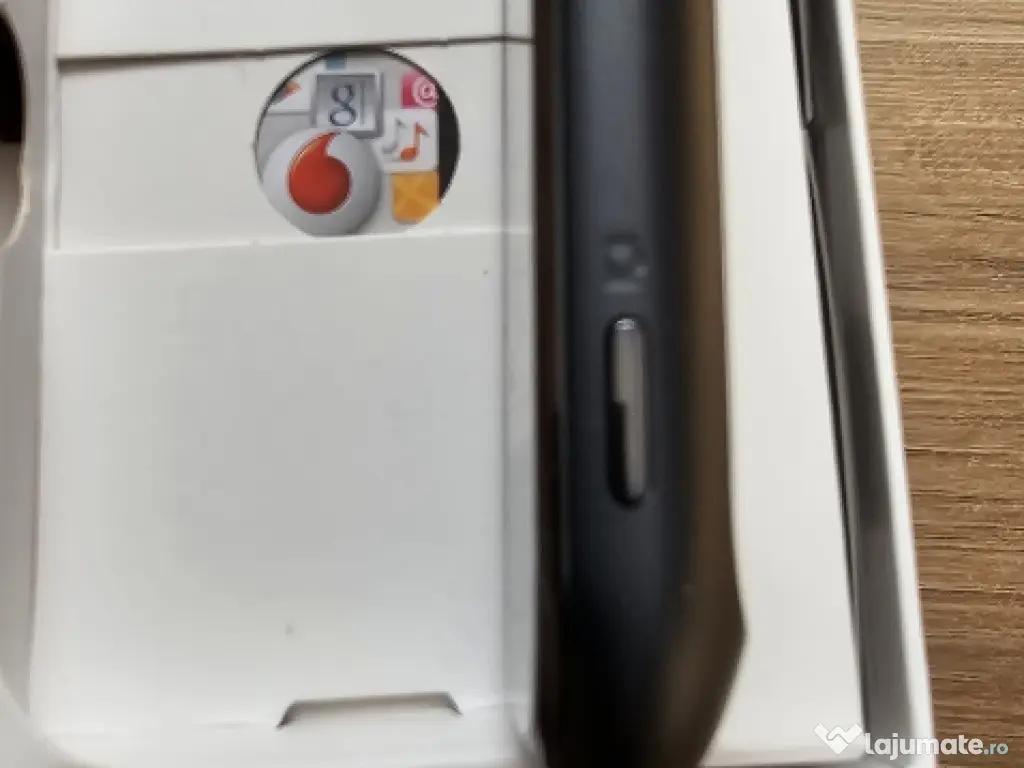 Vodafone Smart V860 nou.