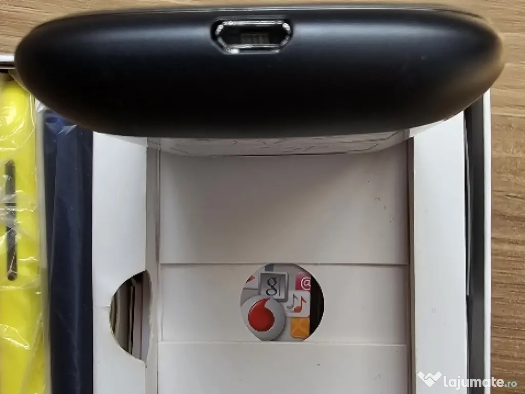 Vodafone Smart V860 nou.