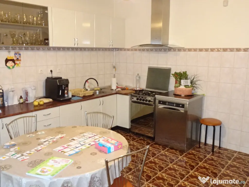 Casa in Deva, ultracentrala, PRETABILA SI PENTRU CLINICA 