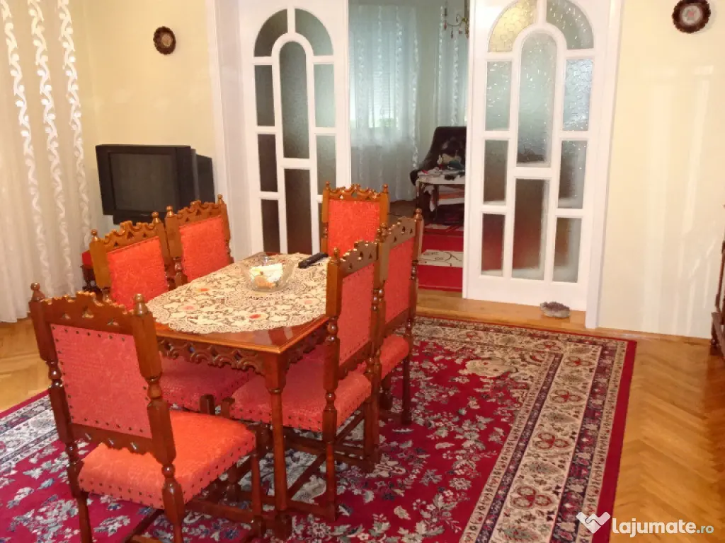 Casa in Deva, ultracentrala, PRETABILA SI PENTRU CLINICA 