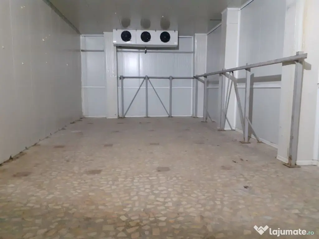 Hala -spatii frigorifice