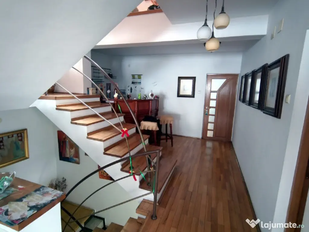 Mihai Bravu imobil 8 camere