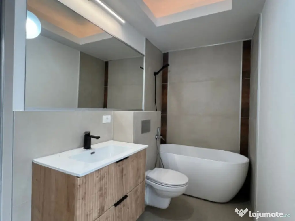 Casa P+1, situata in zona PALAZU MARE