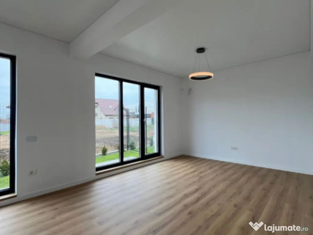 Casa P+1, situata in zona PALAZU MARE