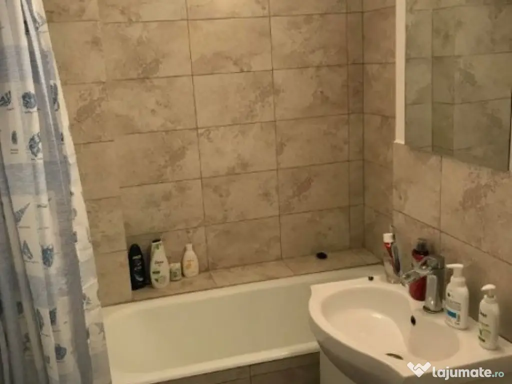 Apartament o camera zona Lipovei