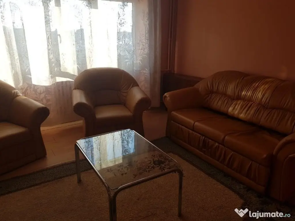 1 camera zona Girocului