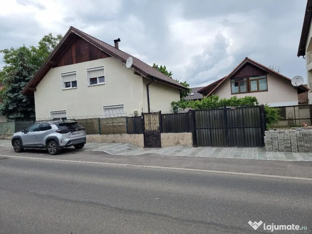 Vila in Baile 1Mai , central, P+M, , SC 300 MP, teren 400