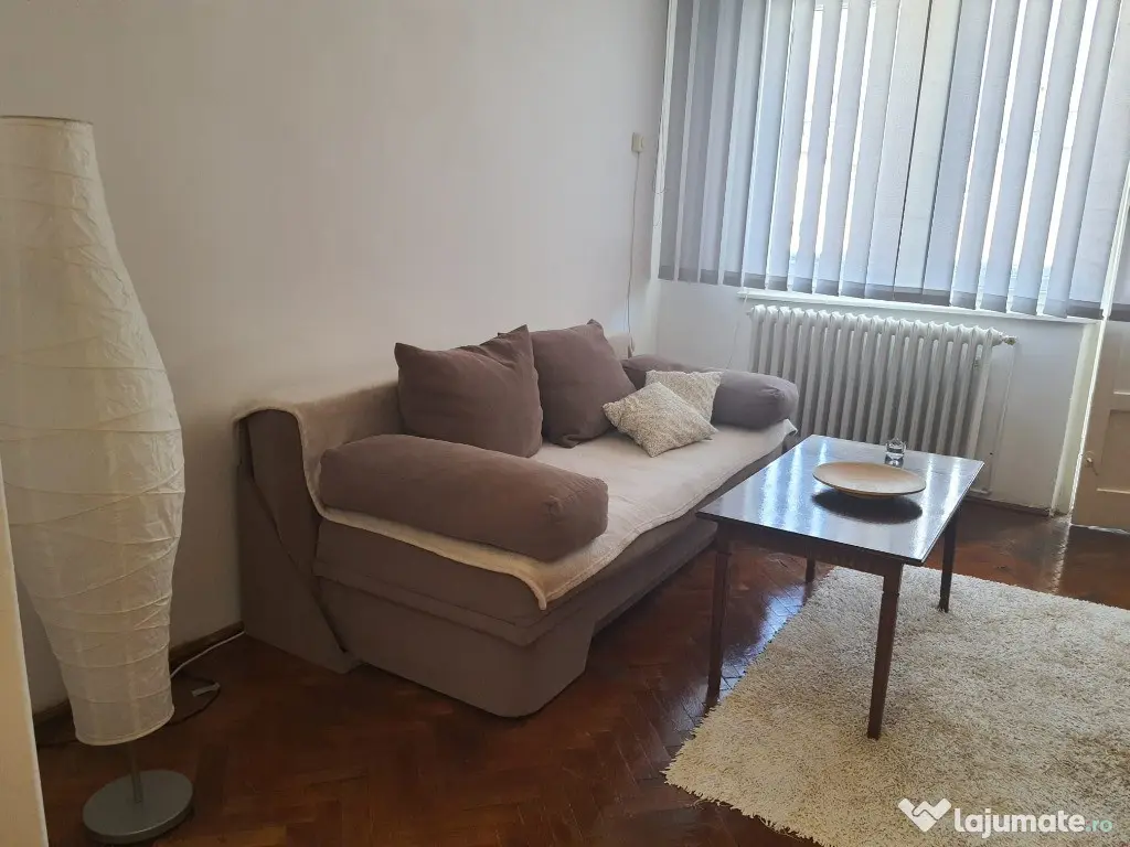 Apartament 4 camere Plopilor etaj 4 cu scara interioara