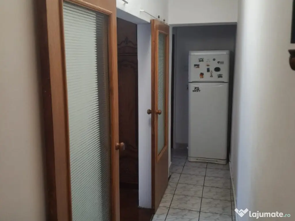 Apartament 4 camere Plopilor etaj 4 cu scara interioara