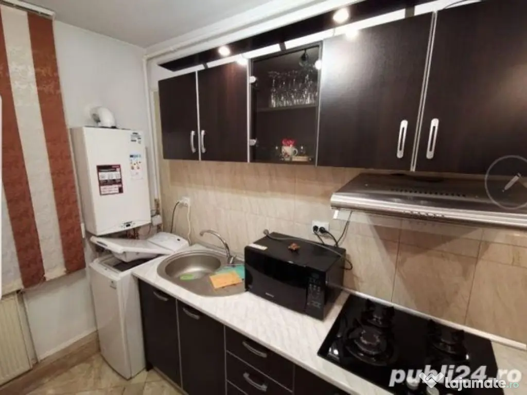 Apartament situat in zona Dambovita