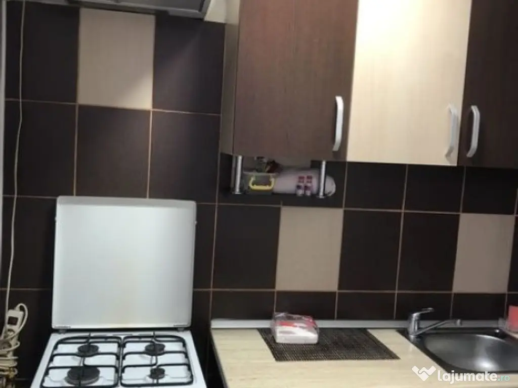 Apartament 1 camera etaj 3