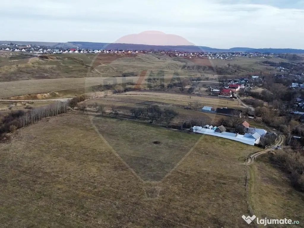 Teren 2925 mp comuna Mitocu Dragomirnei 