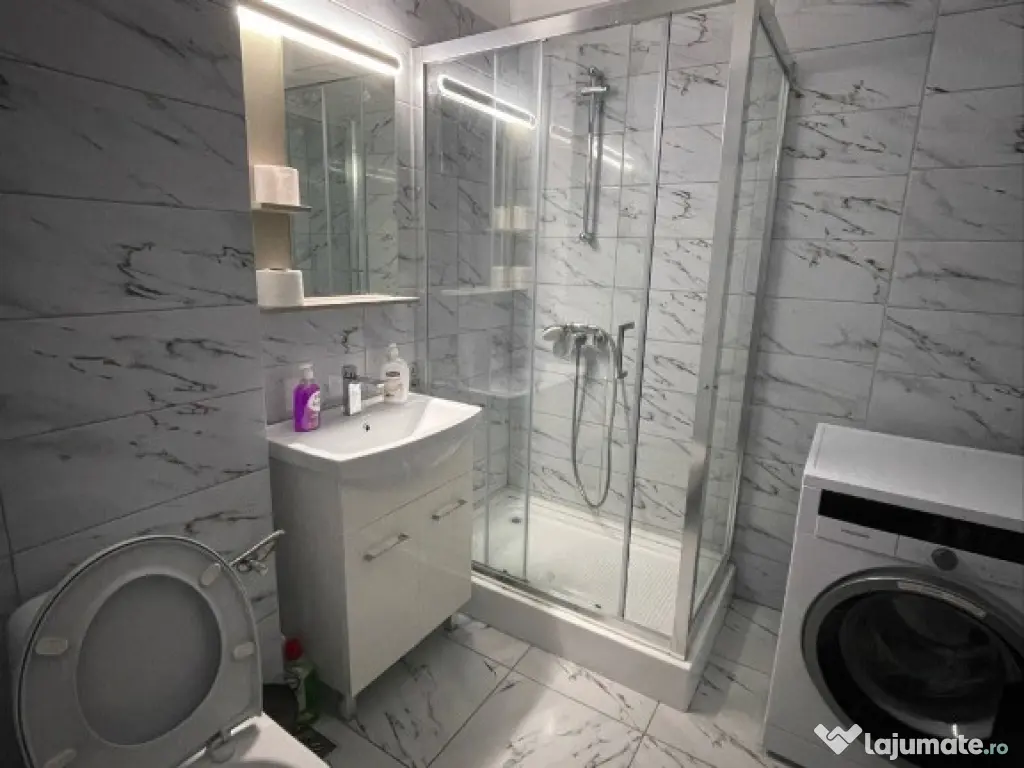 Garsoniera in zona str. Garii intersectie cu str. Oasului