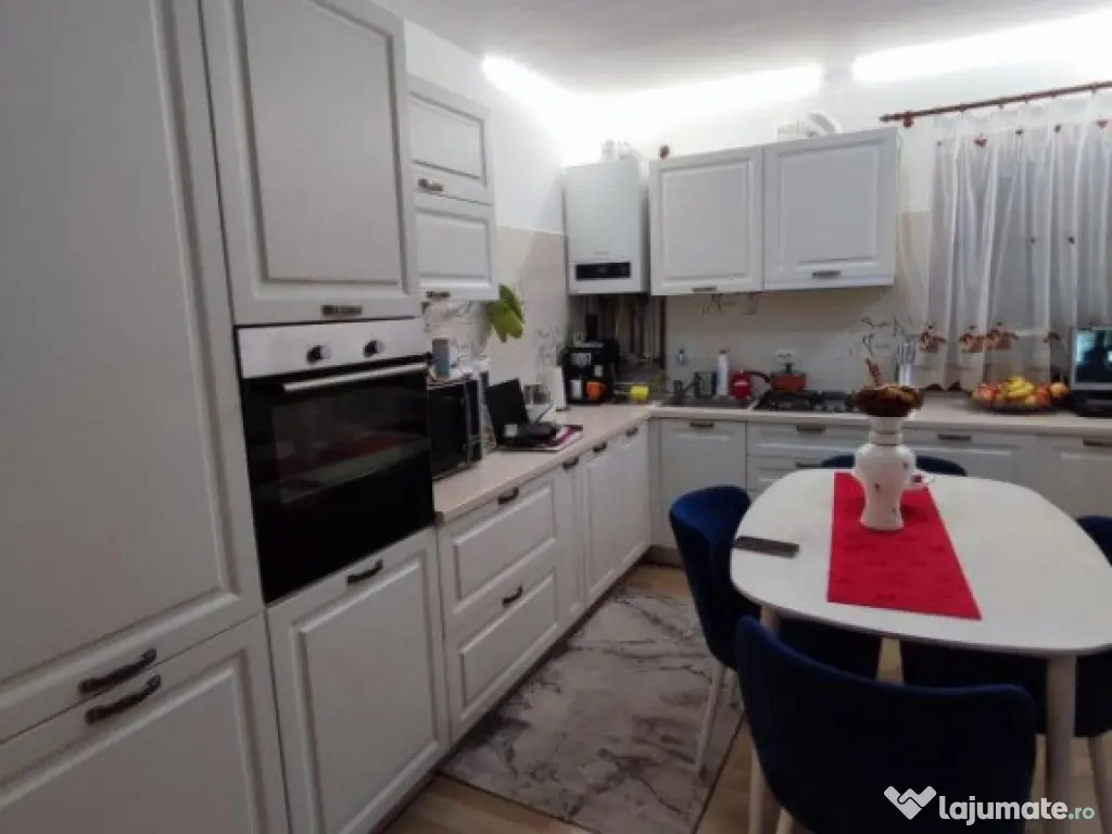 Penthouse cu priveliste, 4 camere 120 mp terasa 80 mp, ansam