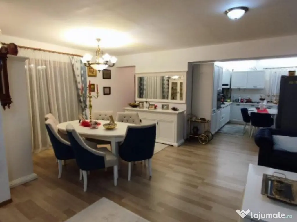 Penthouse cu priveliste, 4 camere 120 mp terasa 80 mp, ansam