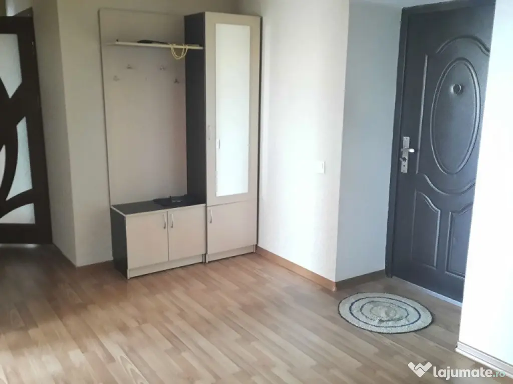 Inchiriez apartament cu 2 camere in Cartierul Zorilor