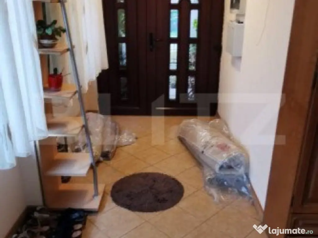 Ocazie!!! Vila cu potential, 250mp, teren 1473mp front 68ml,