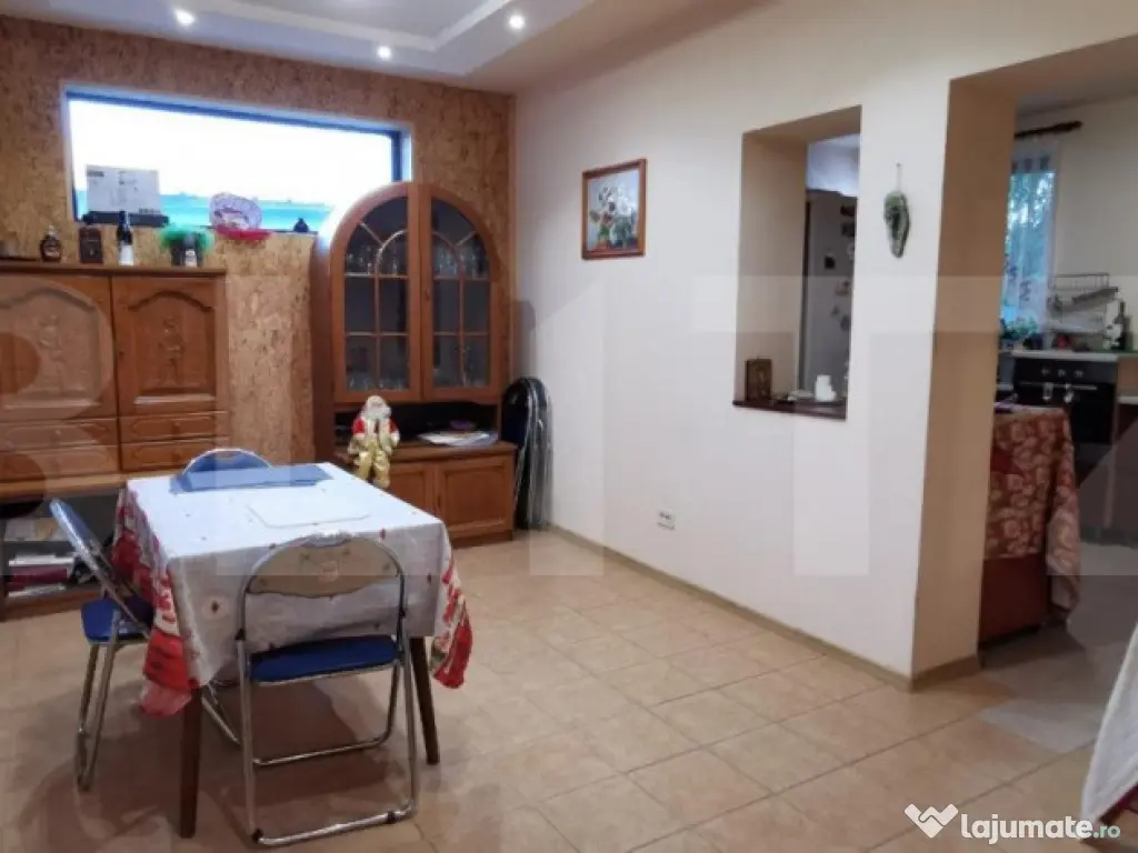 Ocazie!!! Vila cu potential, 250mp, teren 1473mp front 68ml,