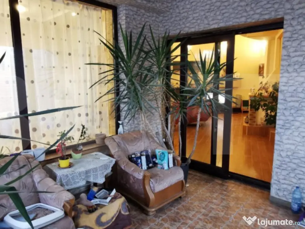 Ocazie!!! Vila cu potential, 250mp, teren 1473mp front 68ml,