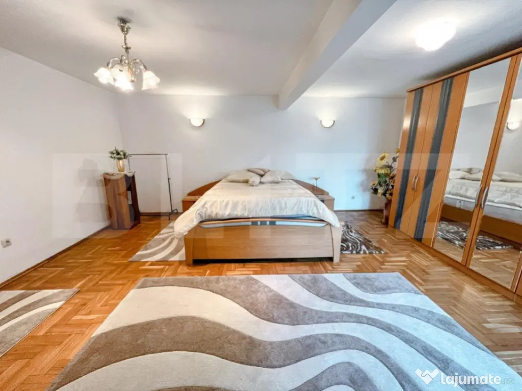 Vila deosebita de 534 mp, 1800 mp, terasa, Codlea