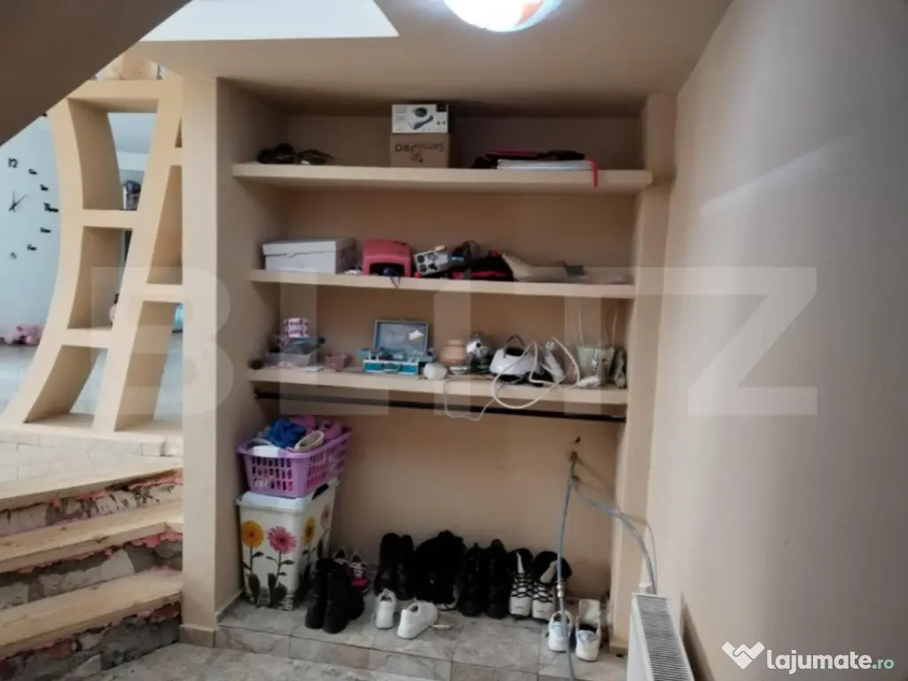 Casă de vacanță cu helesteu 180mp utili, 975mp teren Ulmi